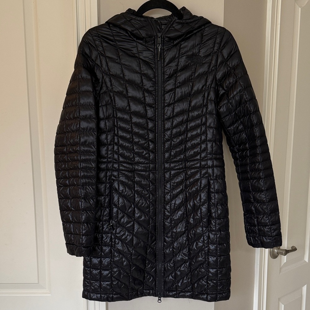 The North Face Women's Black Puffer Coat
